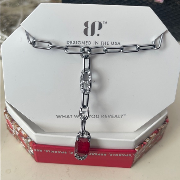 Mrs G is going LIVE! ❤️ this flyer to be notified of my LIVE shows. - Picture 4 of 9